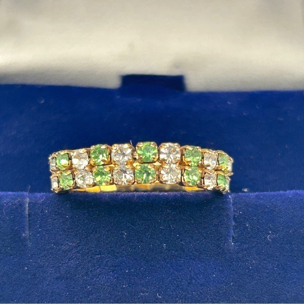 Crystal Green Peridot Stretch Ring Sz 7-9 Womens Unisex​​​​​​​​​​